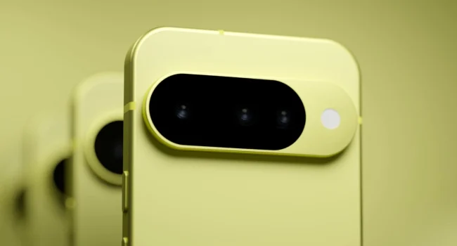 Google Pixel 10 переймет магнитную зарядку и режим ожидания от iPhone
