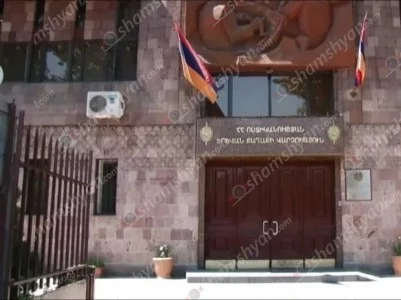 Ավազակային հարձակում Երեւանում. 3 հնդիկ մտել են մեկ այլ հնդիկի բնակարան, ծեծել նրան, հափշտակել 200,000 դրամ ու փախել