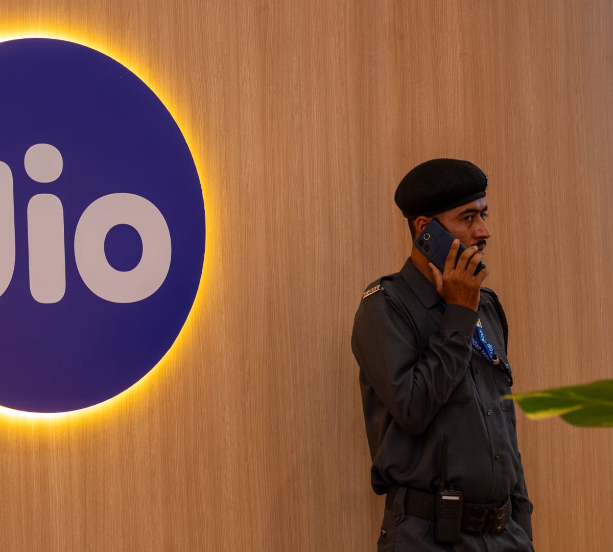 Հնդկական տեխնոլոգիական հսկա Jio Platforms-ը պատրաստվում է պատմական՝ 3.2 միլիարդ դոլարի IPO-ի